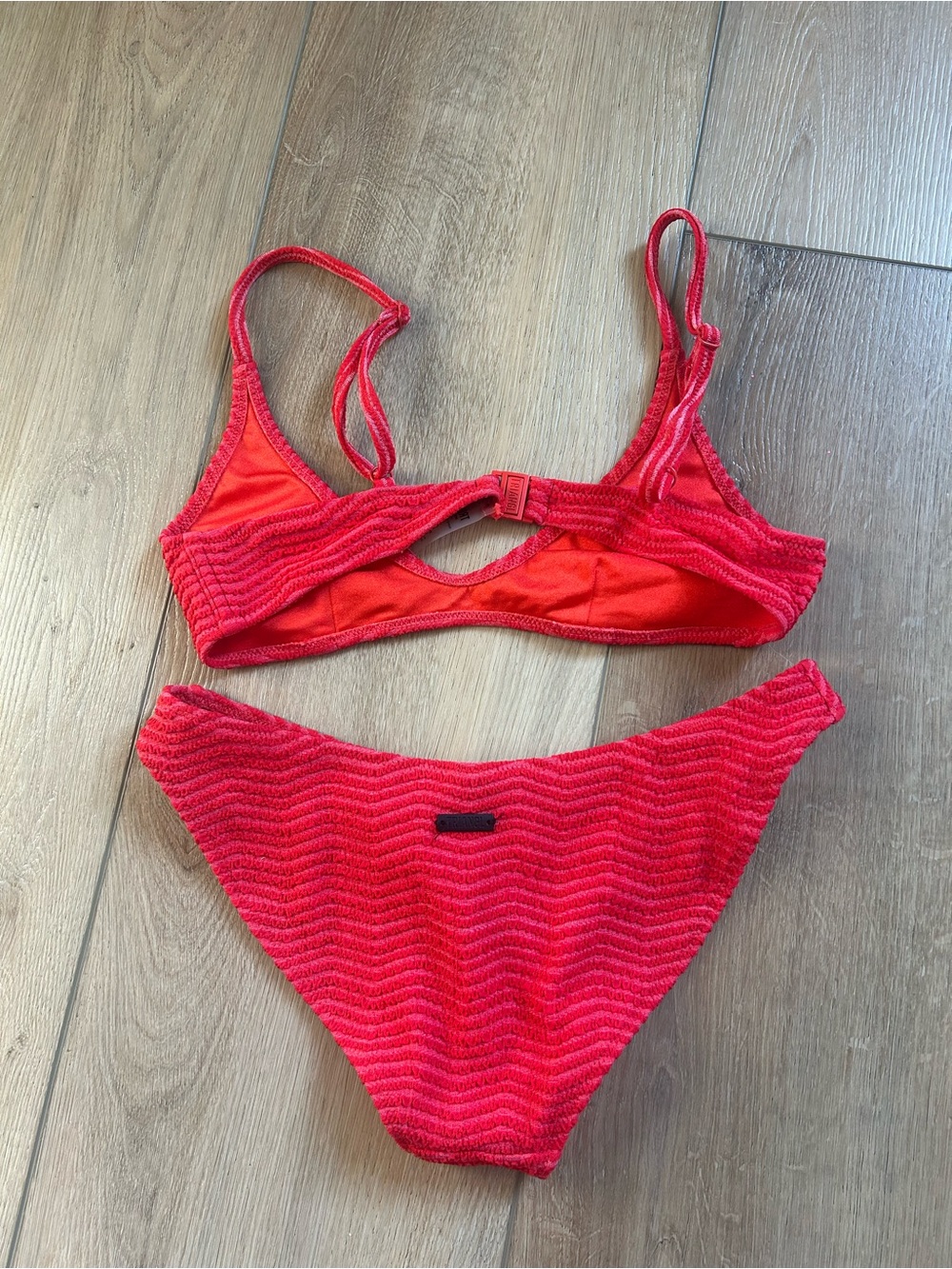 Triangl Bikini - MAIA - MATO RED TERRY TOWELLING SCOOP BIKINI SET - Picture 3 of 5